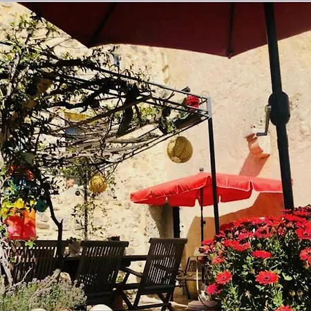 Beau Independant Pour 2 Personnes Dans Village Provencale Holiday home *